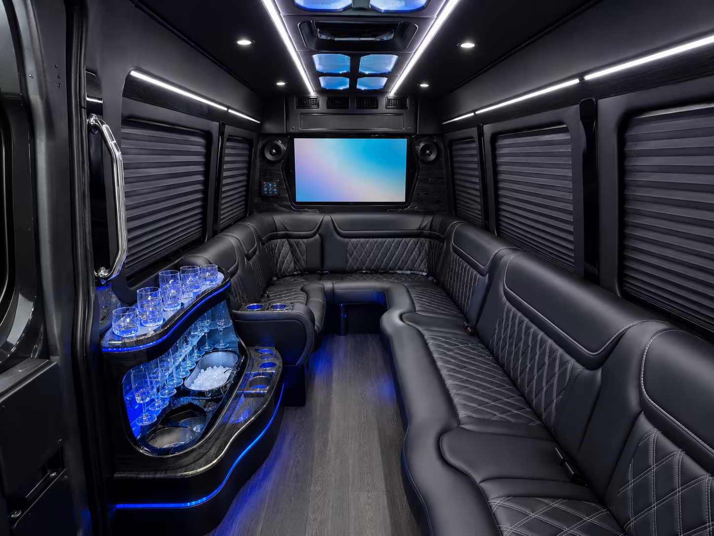 every corporate event conference and campus shuttle in conway has a bus that fits