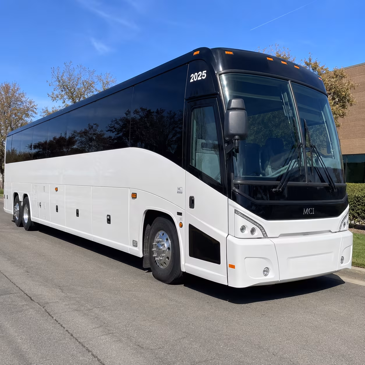 reynolds performance hall concert buses right here in conway